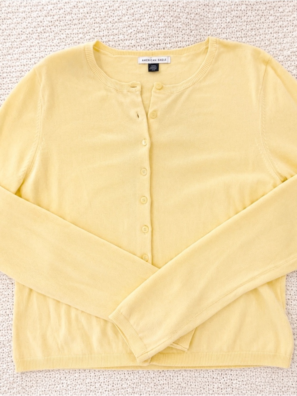 New without tags American Eagle Outfitters Pale Yellow Button-Front Cardigan
